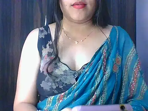 santurmom online show from June 16, 2026, 6:21 pm