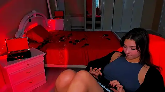 Snapshot of Beg_me_now chatting on December 9, 2024, 11:15 am Beg me now online show from December 9, 2024, 11:15 am