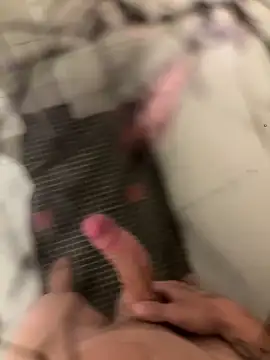 lescro95  online show from September 26, 2025, 4:22 pm