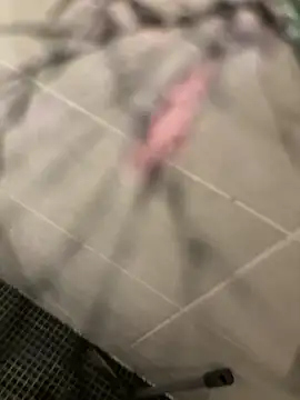 lescro95  online show from December 21, 2025, 8:10 am