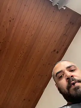 Snapshot of Dikkiduohottt chatting on April 16, 2026, 1:01 pm Dikkiduohottt online show from April 16, 2026, 1:01 pm