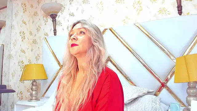 MalorySweet online show from January 28, 2025, 3:46 pm