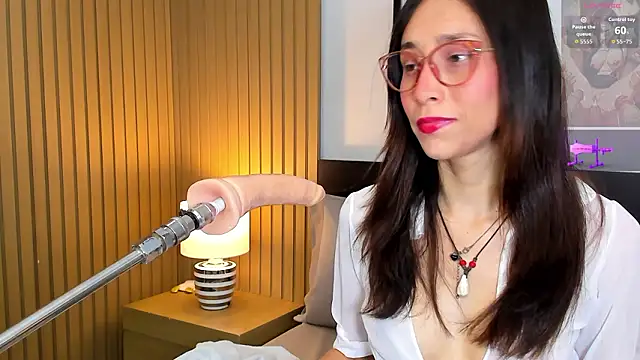 doll bella  online show from March 28, 2026, 7:46 pm