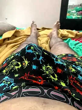 desiduzz21 online show from October 16, 2025, 4:13 am