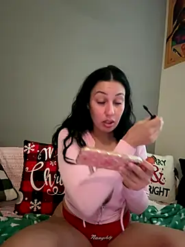 lonelylexxxie online show from November 26, 2025, 3:46 pm