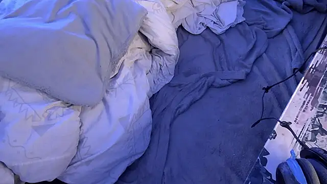 CeriseLapine online show from January 18, 2026, 10:13 pm