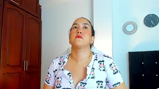 kathyajhonss online show from April 10, 2026, 10:25 pm