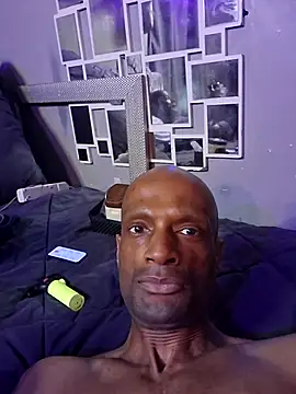 Snapshot of dreski86 chatting on October 30, 2025, 12:28 pm dreski86 online show from October 30, 2025, 12:28 pm