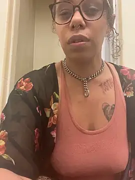 Princess Desirae online show from May 9, 2026, 10:09 am