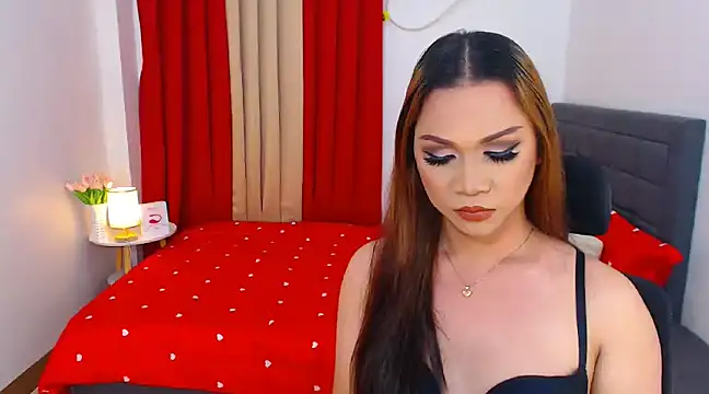 Snapshot of Carladiamondxx chatting on December 15, 2024, 5:13 am Carladiamondxx online show from December 15, 2024, 5:13 am