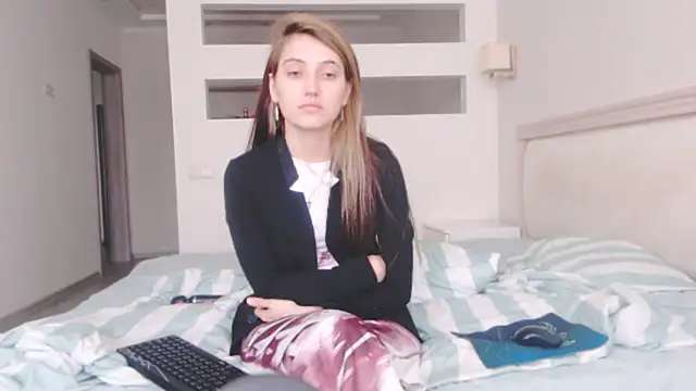 Iren online show from November 13, 2025, 6:56 am