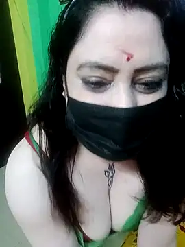 Snapshot of Raja_Ranii chatting on March 7, 2025, 2:12 pm Raja Ranii online show from March 7, 2025, 2:12 pm