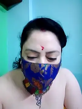 Snapshot of Raja_Ranii chatting on March 21, 2025, 1:12 pm Raja Ranii online show from March 21, 2025, 1:12 pm