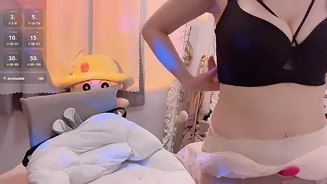 Carly 1 online show from March 4, 2025, 8:02 am