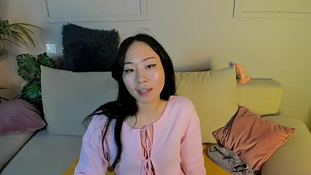 Inari Okami  online show from December 18, 2024, 8:20 am