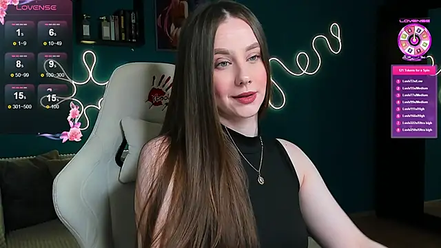 Snapshot of katie_taylorr chatting on October 28, 2025, 3:21 am katie taylorr online show from October 28, 2025, 3:21 am