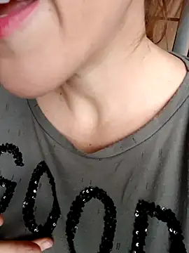 Snapshot of Hexe12346 chatting on February 24, 2025, 9:53 am Hexe12346 online show from February 24, 2025, 9:53 am