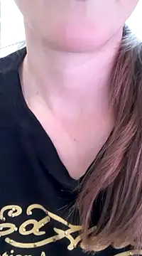 Snapshot of Hexe12346 chatting on February 27, 2025, 6:31 pm Hexe12346 online show from February 27, 2025, 6:31 pm