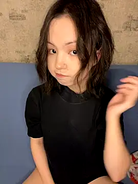 Snapshot of lalallalalaa- chatting on September 12, 2025, 1:22 pm lalallalalaa- online show from September 12, 2025, 1:22 pm