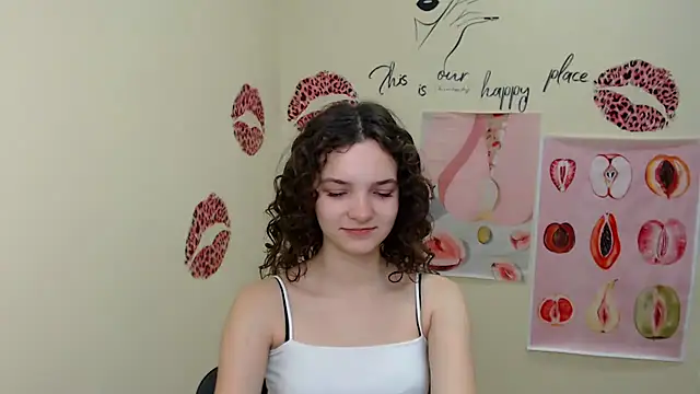  SusieSu  online show from January 16, 2025, 7:28 am