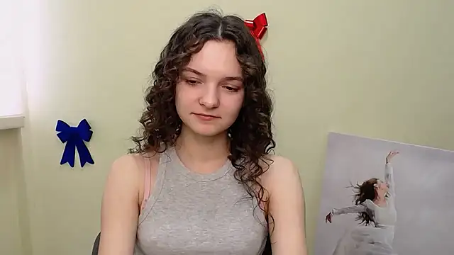  SusieSu  online show from February 22, 2025, 10:29 am