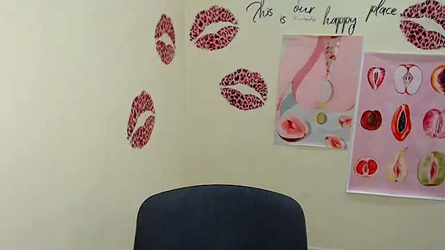  SusieSu  online show from March 6, 2025, 10:41 am