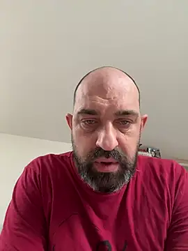 Snapshot of Ingerasul833 chatting on February 15, 2025, 9:38 am Ingerasul833 online show from February 15, 2025, 9:38 am