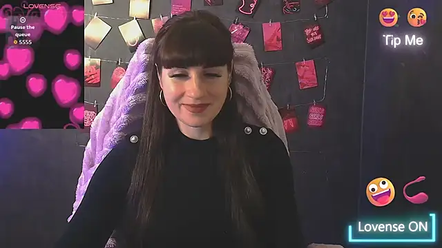 Violla My online show from October 18, 2025, 5:43 am