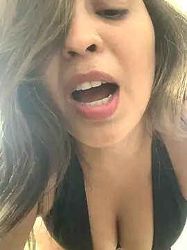 Gabrielleof online show from November 25, 2025, 3:34 pm