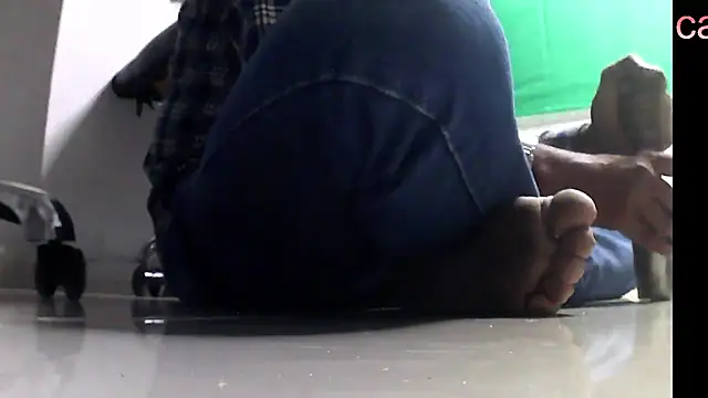 GO LALA online show from March 20, 2025, 3:36 pm