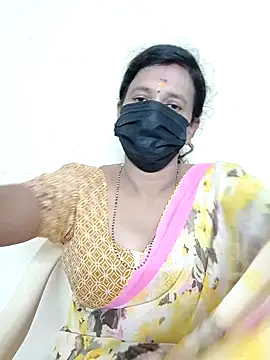 Snapshot of akshara_22 chatting on December 12, 2024, 4:43 pm akshara 22 online show from December 12, 2024, 4:43 pm