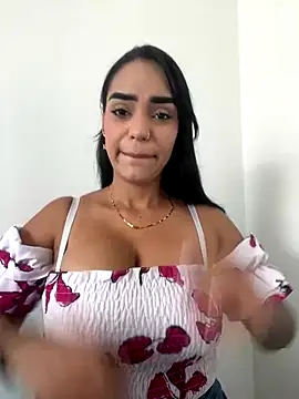 Sara-77 online show from October 8, 2025, 3:31 pm