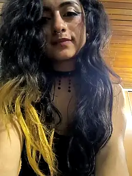 Snapshot of Lila_Desiree chatting on March 4, 2025, 4:38 am Lila Desiree online show from March 4, 2025, 4:38 am