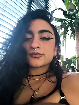 Snapshot of Lila_Desiree chatting on December 3, 2025, 10:08 pm Lila Desiree online show from December 3, 2025, 10:08 pm