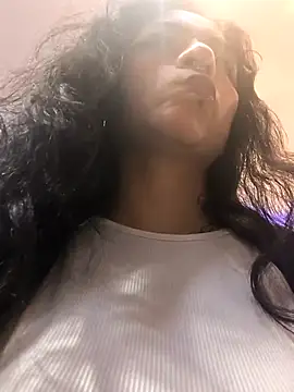 Snapshot of Lila_Desiree chatting on December 20, 2025, 3:52 pm Lila Desiree online show from December 20, 2025, 3:52 pm