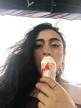 Snapshot of Lila_Desiree chatting on February 4, 2026, 7:42 pm Lila Desiree online show from February 4, 2026, 7:42 pm