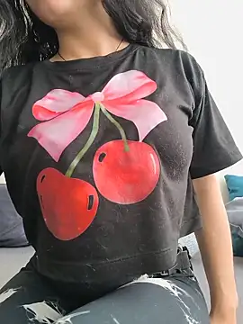 Lila Desiree online show from May 16, 2026, 2:49 pm
