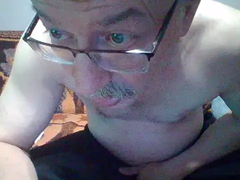 Snapshot of loverboyxxx69 chatting on February 13, 2025, 7:21 pm loverboyxxx69 online show from February 13, 2025, 7:21 pm