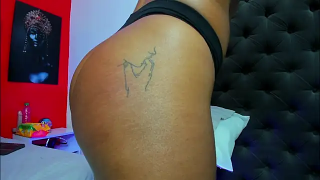 YayaHilton online show from March 7, 2025, 11:29 am