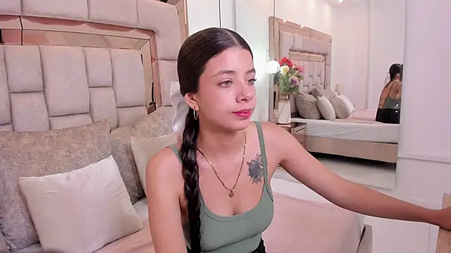 Snapshot of coraltaylor chatting on October 11, 2025, 3:10 pm coraltaylor online show from October 11, 2025, 3:10 pm