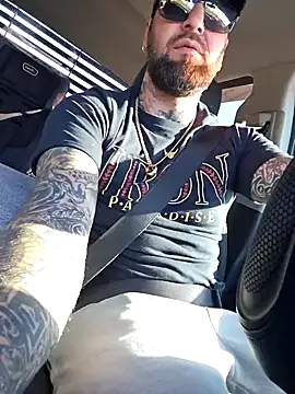 Beardedtattood online show from October 4, 2025, 2:48 pm