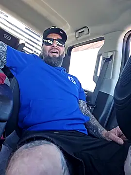 Beardedtattood online show from October 5, 2025, 3:54 pm