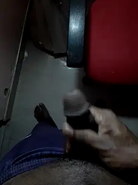 SuranSexy33 online show from December 21, 2024, 6:23 pm