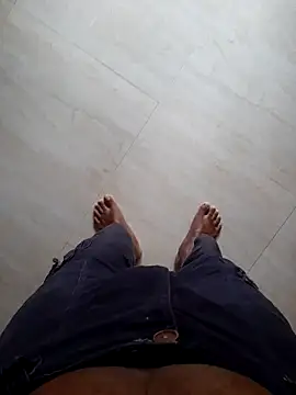 SuranSexy33 online show from January 2, 2025, 6:50 am