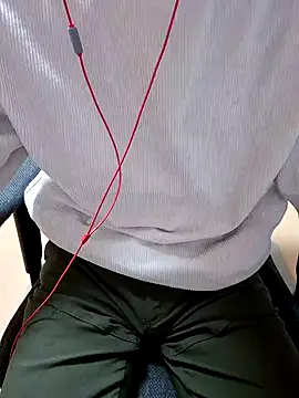 Snapshot of Aenbukkake_kai2 chatting on January 11, 2025, 1:11 pm Aenbukkake kai2 online show from January 11, 2025, 1:11 pm