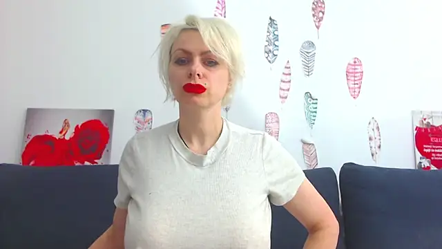 ForeverBarbie  online show from March 21, 2026, 3:33 am