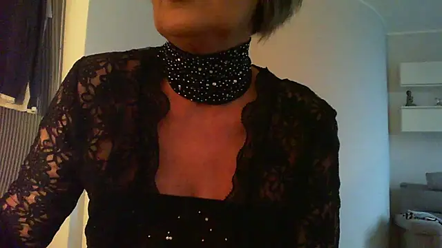   Angel78   online show from October 30, 2025, 12:28 pm