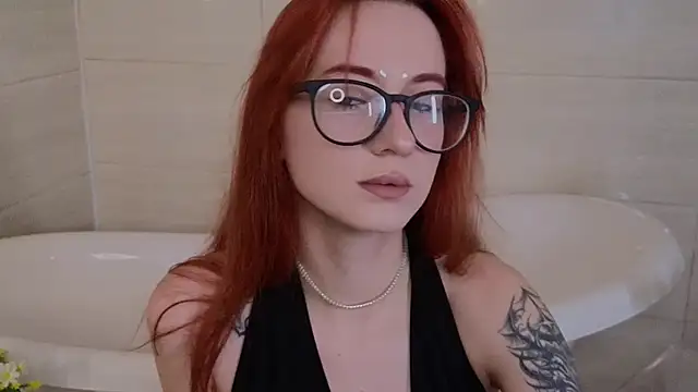 Dark Lola  online show from October 7, 2025, 1:36 am