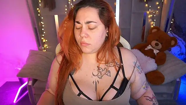 Kittywakee online show from March 24, 2026, 10:48 pm