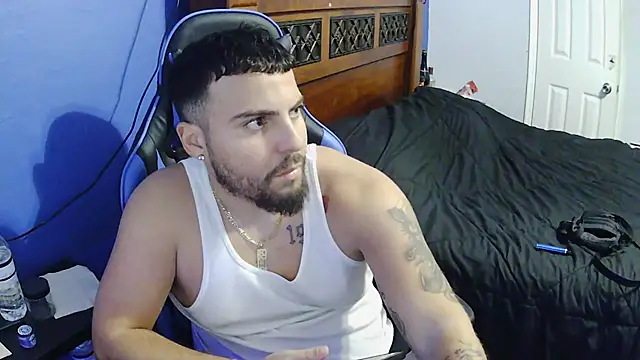 Snapshot of MasterKvn chatting on February 7, 2025, 8:01 am MasterKvn online show from February 7, 2025, 8:01 am